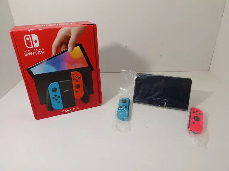 KONSOLA NINTENDO SWITCH OLED