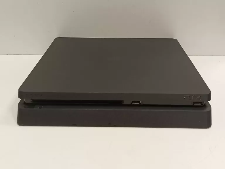 KONSOLA PS4 SLIM CUH-2216A 500GB +1 PAD