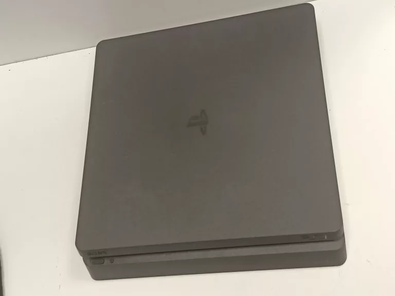 KONSOLA PS4 SLIM CUH-2216A 500GB +1 PAD