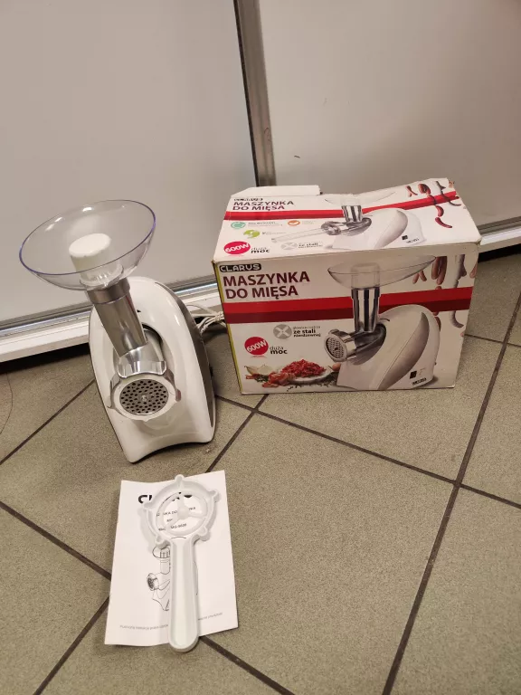 CLARUS MG-5608 MASZYNKA DO MIĘSA NIEPEŁNY KOMPLET