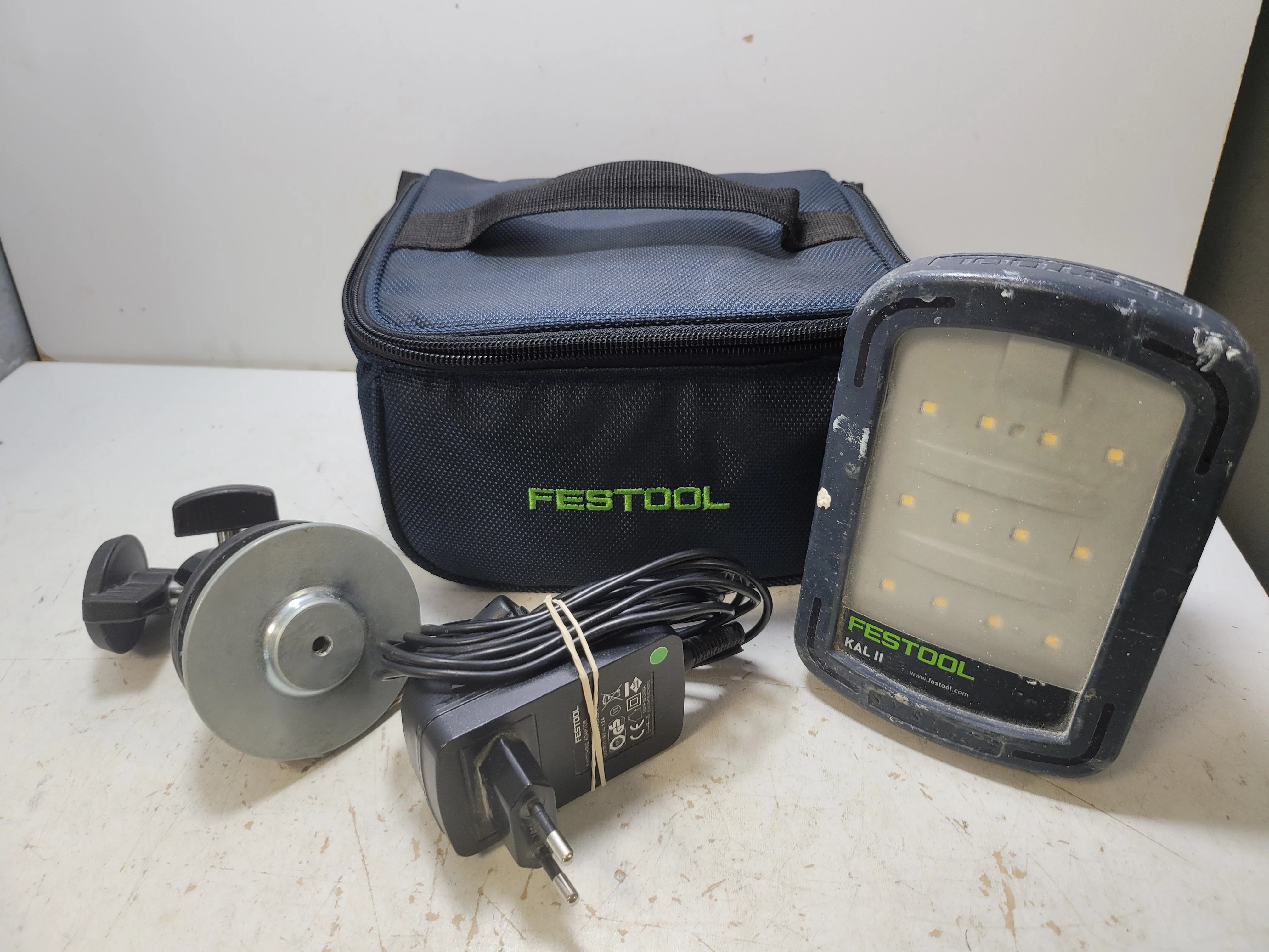 halogen-festool-kal-ii-torba-osiedle-niepodleglosci-1-krakow