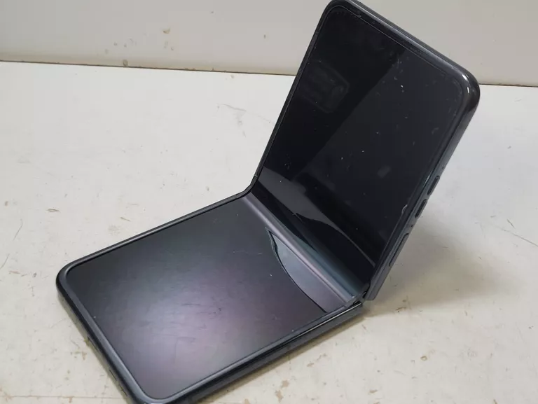 SMARTFON MOTOROLA RAZR 50 ULTRA 12/512GB *T-MOBILE*