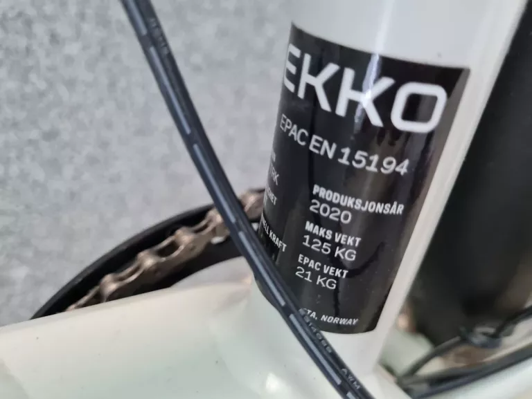 ROWER ELEKTRYCZNY GEKKO FLASH TRK (MATTE LIGHT GREY) 18"