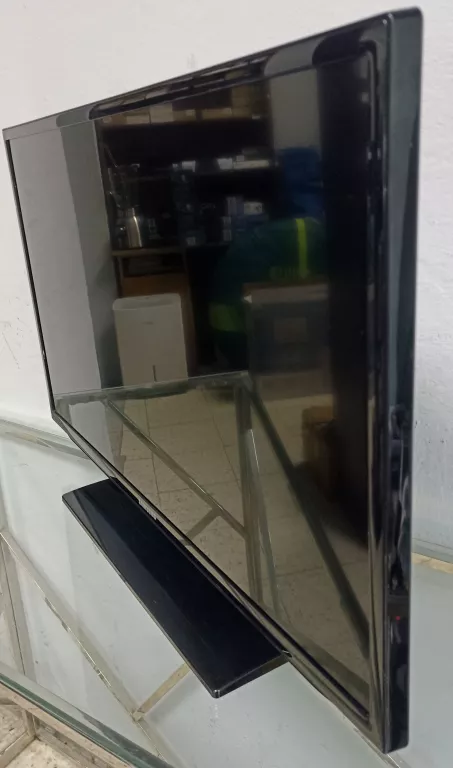 TELEWIZOR SAMSUNG UE32EH5300