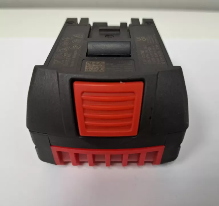 AKUMULATOR BOSH GBA 18V 4AH