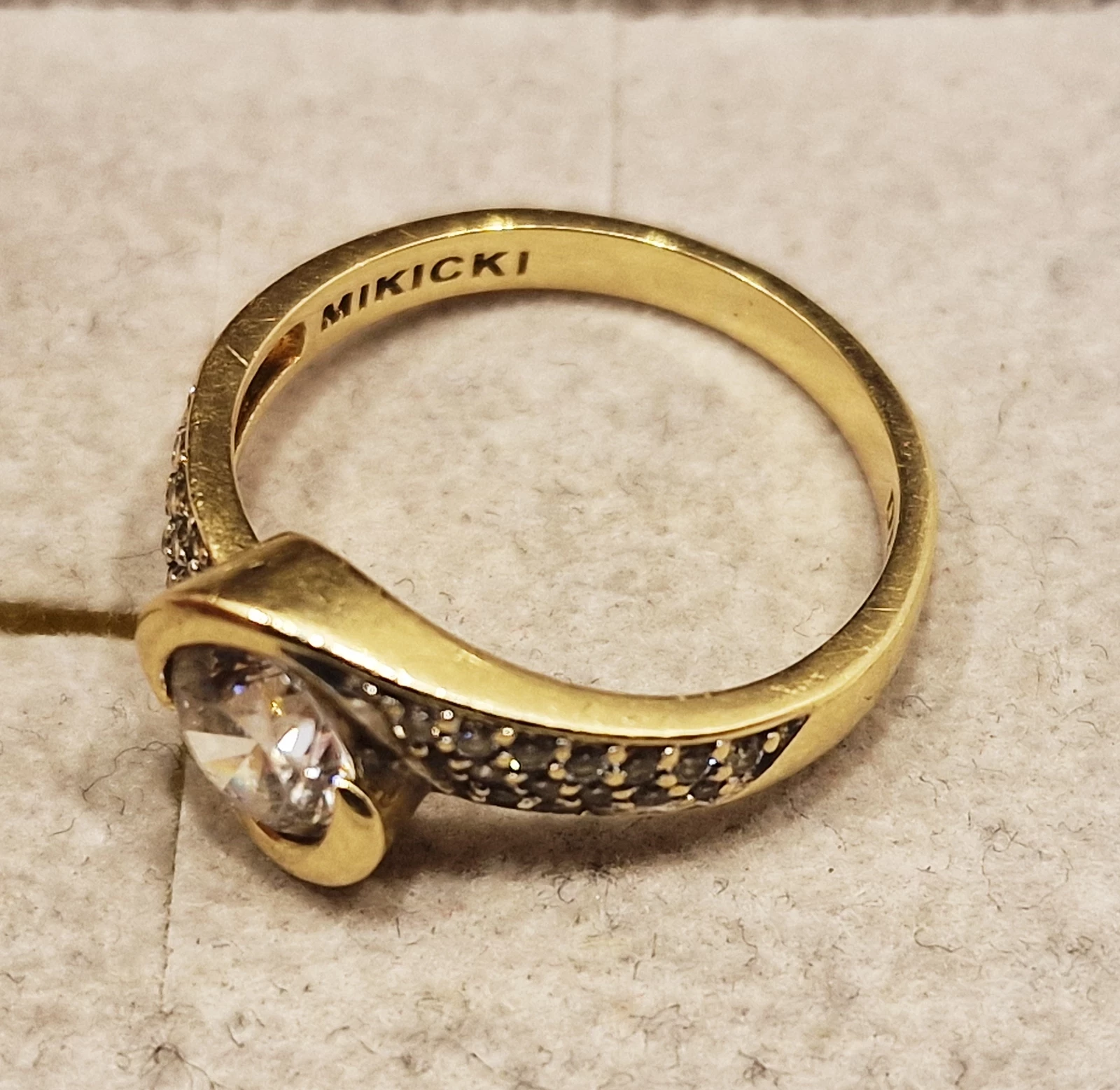 zloty-pierscionek-z-cyrkoniami-585-314g-r-15-material-15835-2