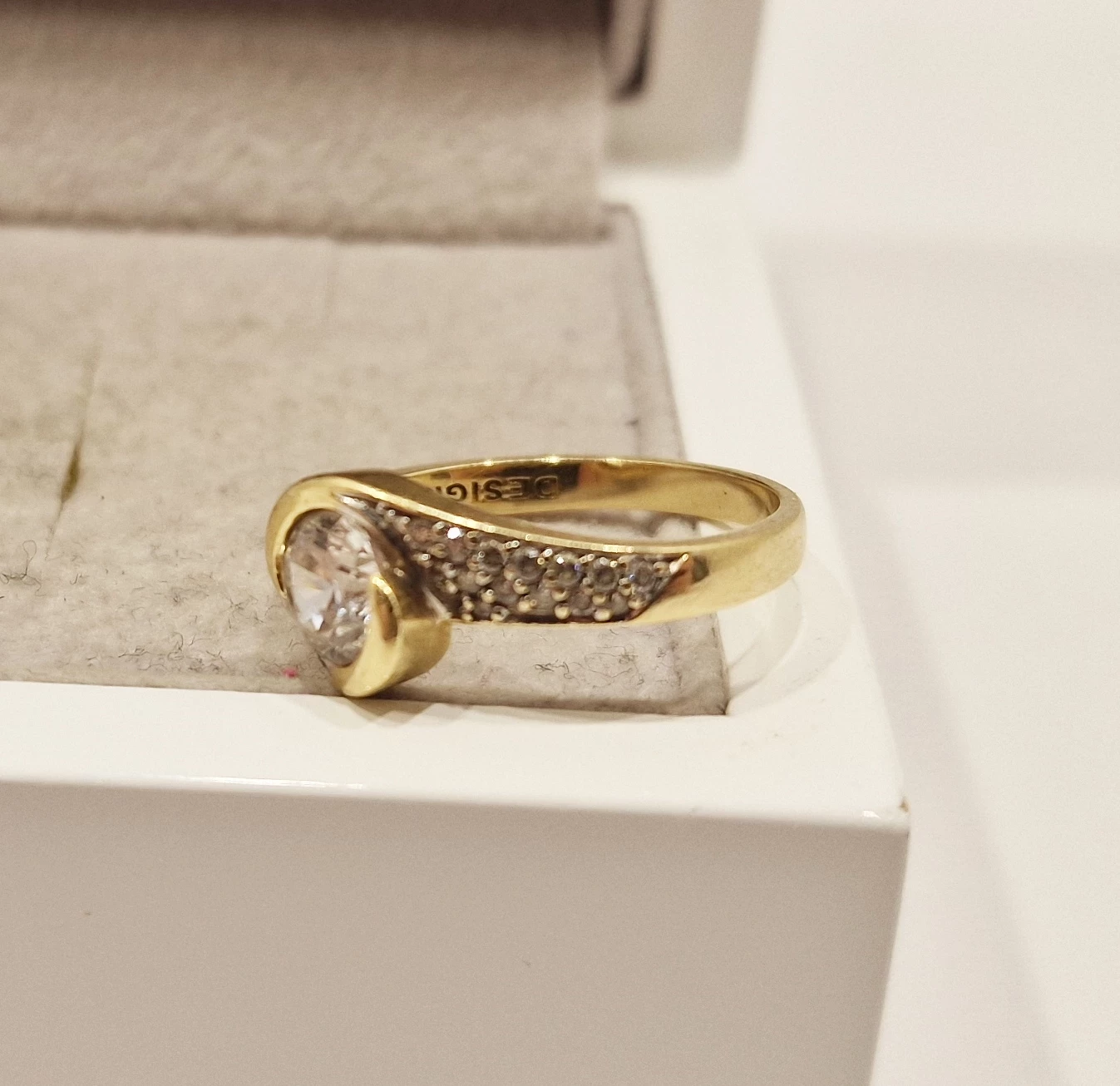 zloty-pierscionek-z-cyrkoniami-585-314g-r-15-ean-gtin-1234512345123