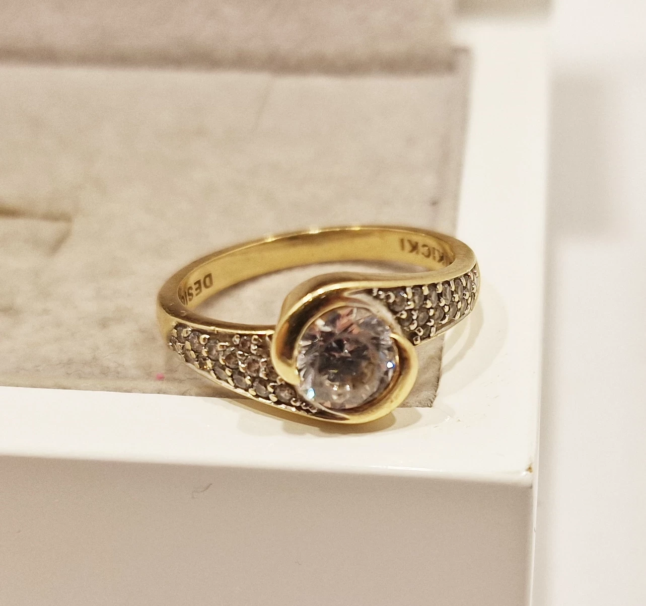 zloty-pierscionek-z-cyrkoniami-585-314g-r-15-rodzaj-2205-16