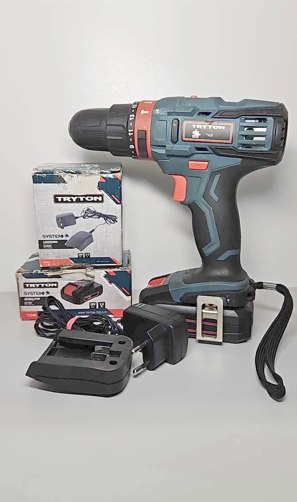 uzywana-wkretarka-trytonladowarkabateria-kilinskiego-22-siedlce