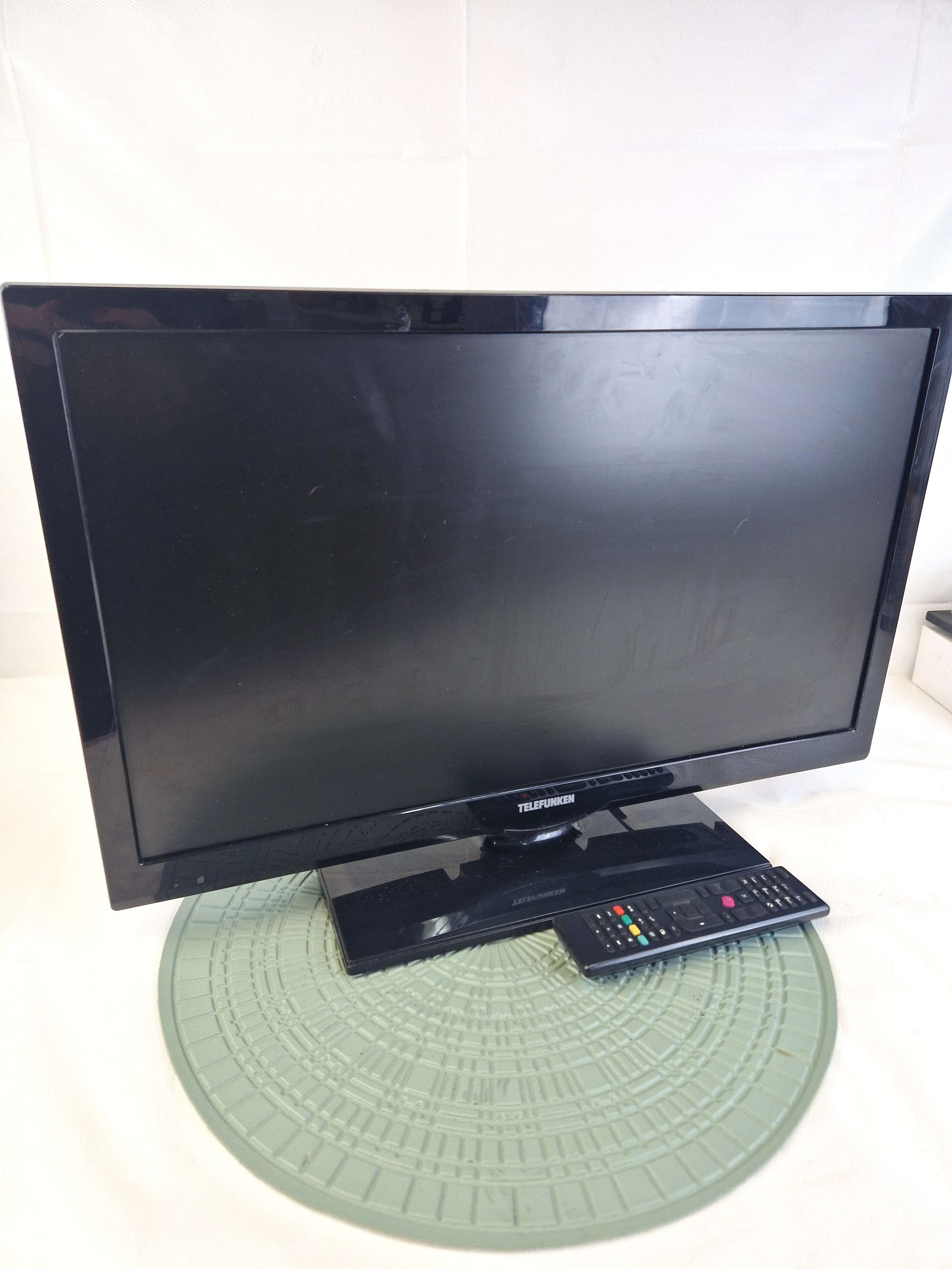 telewizor-telefunken-22-cale-zasilacz-pilot-gorzowska-1-kostrzyn-nad-odra