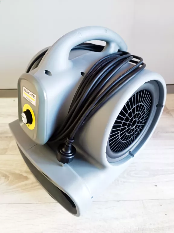 OSUSZACZ POWIETRZA KÄRCHER 1.004-062.0 120 W 0 - GW. Z DNIA 2024.09.11
