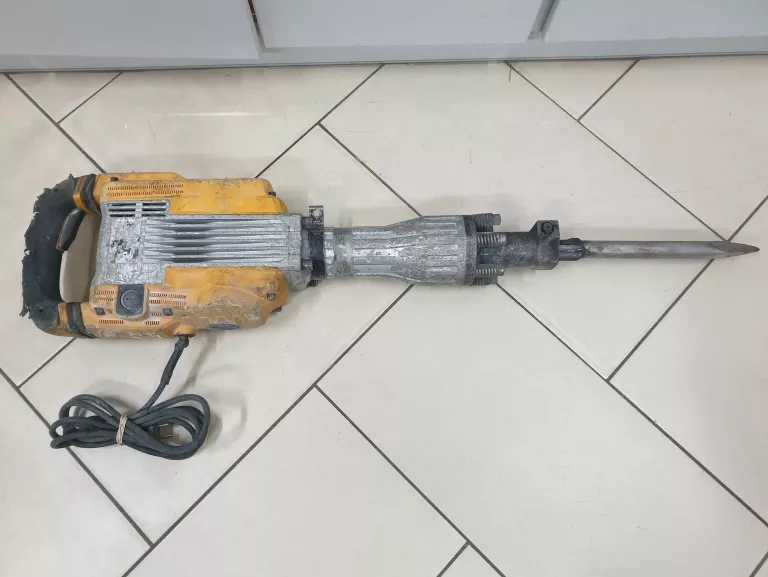 MŁOT WYBURZENIOWY JCB