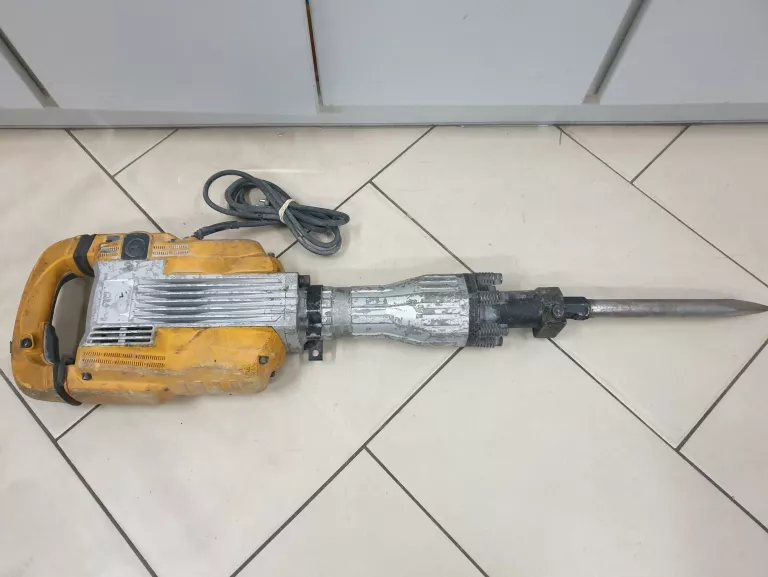 MŁOT WYBURZENIOWY JCB