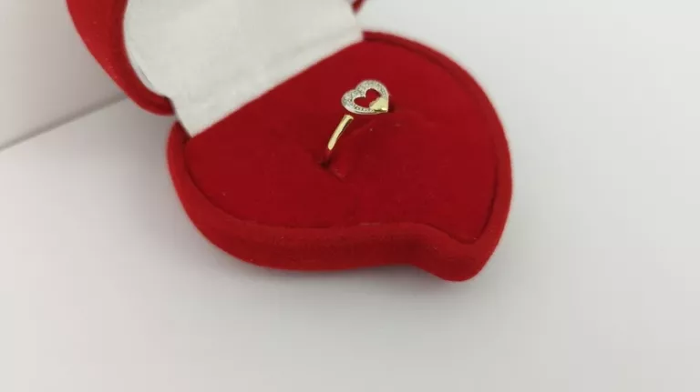 DELIKATNY ZŁOTY PIERŚCIONEK SERDUSZKO 585 1,04G