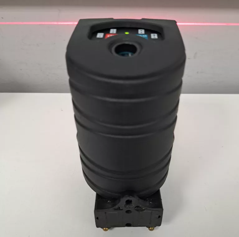 laser-krzyzowo-punktowy-makita-sk103p-kod-producenta-sk105dz