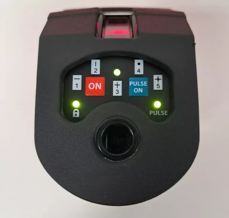 laser-krzyzowo-punktowy-makita-sk103p-marka-248929-969005