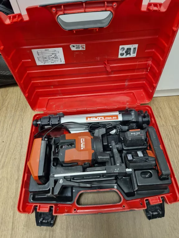 LASER WIELOLINIOWY HILTI PM 40-MG 2X AKU ŁAD STATYW WALIZKA