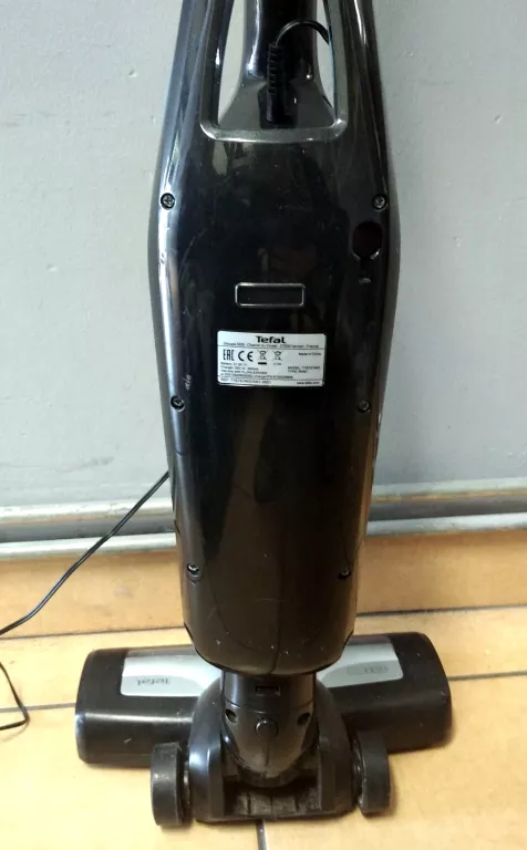 ODKURZACZ PIONOWY TEFAL DUAL FORCE TY6751