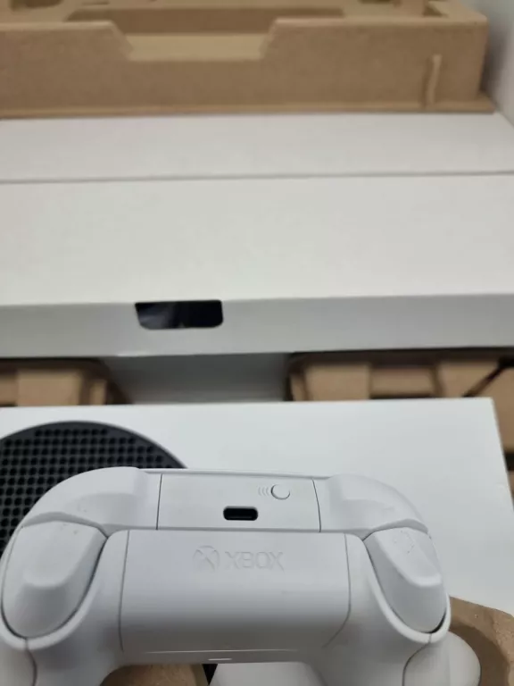 KONSOLA XBOX SERIES S 512GB MODEL:1883