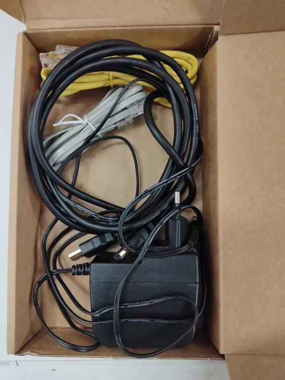 ROUTER BEZPRZEWODOWY ROUTER ZYXEL DUAL-BAND VMG8825-T50