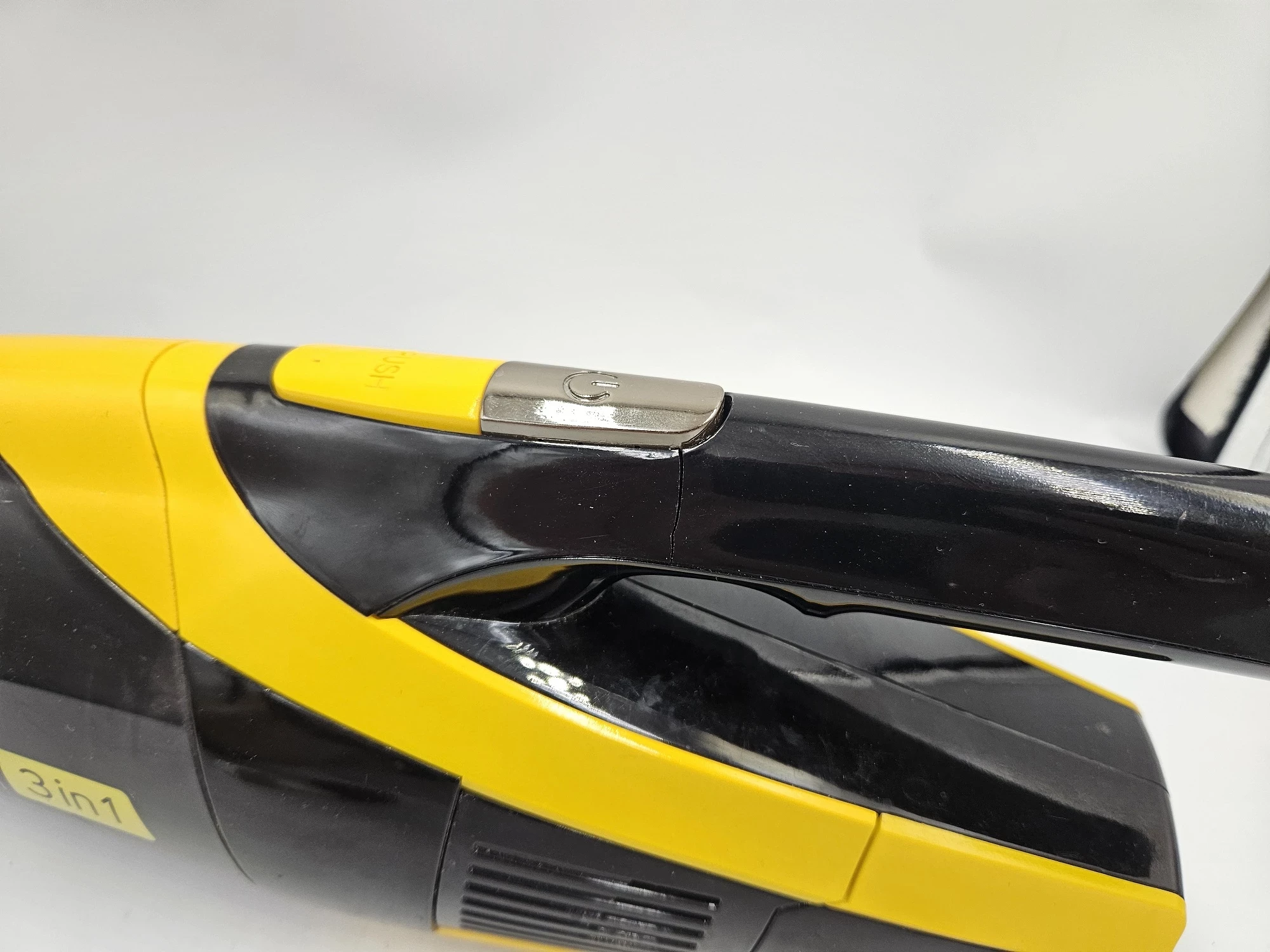 odkurzacz-pionowy-sencor-svc0740bl-moc-16000