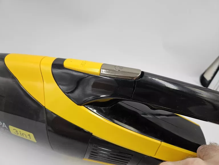 odkurzacz-pionowy-sencor-svc0740bl-czas-ladowania-240