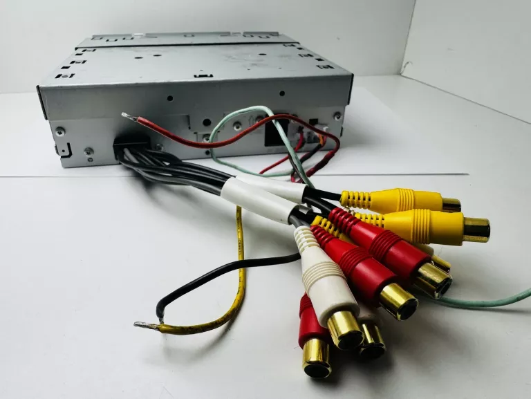 MONITOR SAMOCHODOWY JVC KV-M706