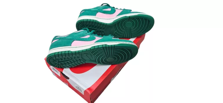 BUTY NIKE DUNK LOW RETRO SE FZ0549 600 R 41
