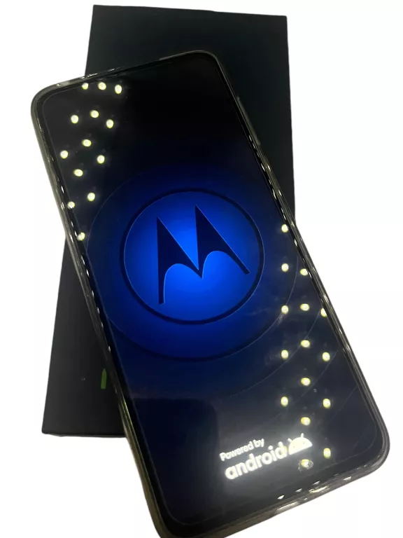 TELEFON MOTOROLA  MOTO G13 KOMPLET