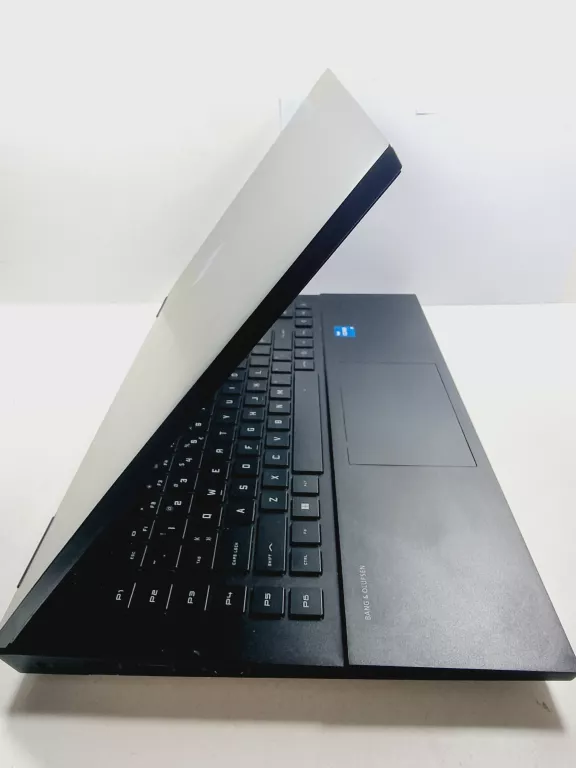 laptop-hp-omen-17-ck0720nw-opis-przekatna-ekranu-1730