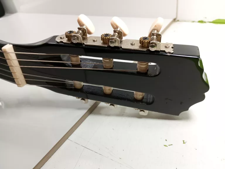 GITARA KLASYCZNA MESSINA 74427