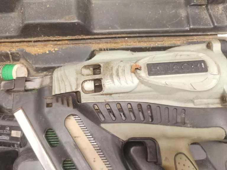 gwozdziarka-gazowa-akumulatorowa-hitachi-nr90gc2-marka-248811-950609