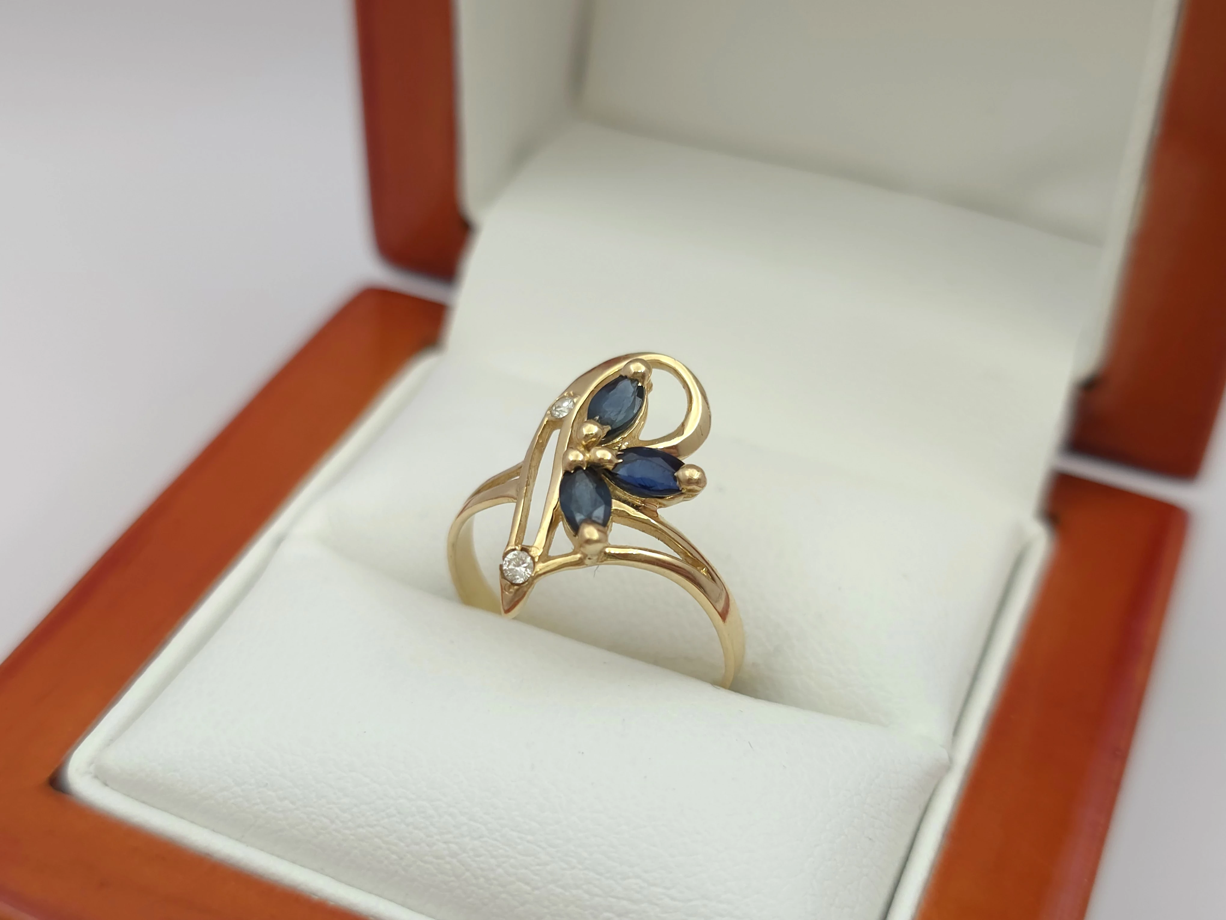 zloty-pierscionek-diamenty-i-szafiry-585-14k-r12-171g-kamien-17088-128