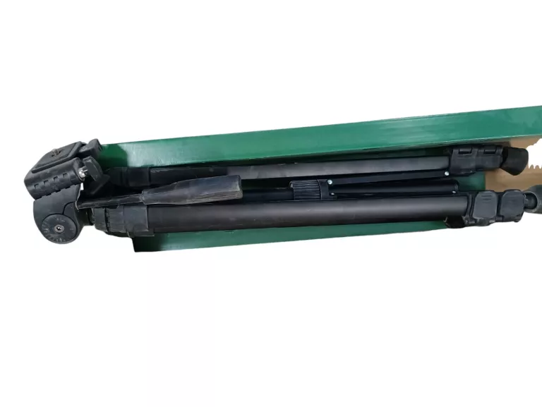 LASER KRZYŻOWY BOSCH ADVANCED LEVEL 360 ZE STATYWEM