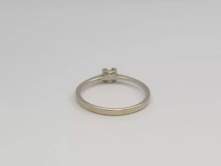 pierscionek-z-bialego-zlota-z-brylantem-005ct-585-14k-r17-153g-kolor-dominujacy-205826-225106