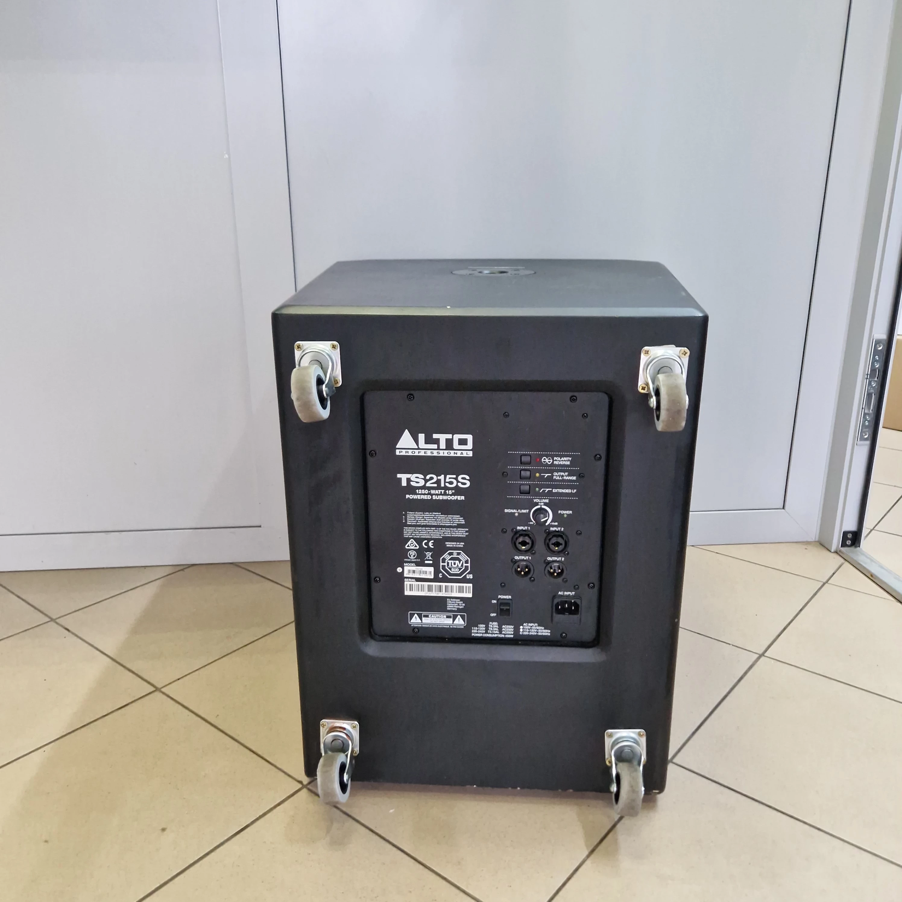 subwoofer-aktywny-alto-ts215s-glosnik-basowy-estradowy-stan-11323-2