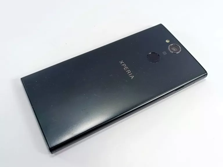 SONY XPERIA XA2 3 GB / 32 GB 4G (LTE) CZARNY