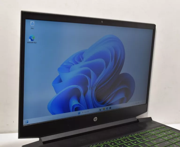 HP PAVILION GAMING RYZEN 5/16GB/512 RTX3050TI 144HZ