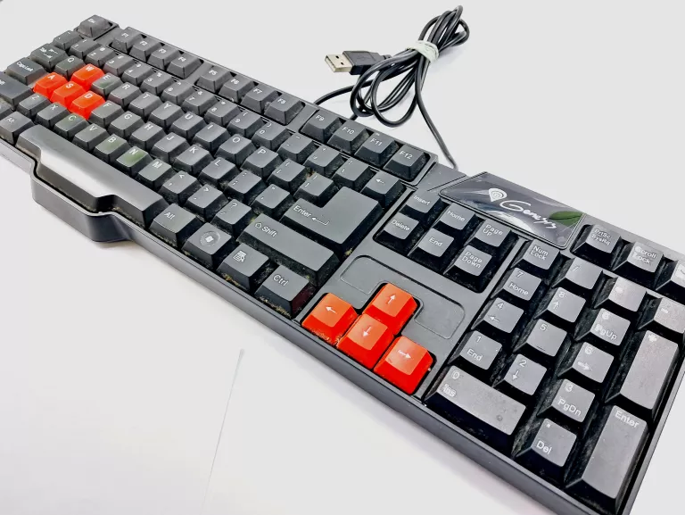 KLAWIATURA PRZEWODOWA GENESIS RM12X