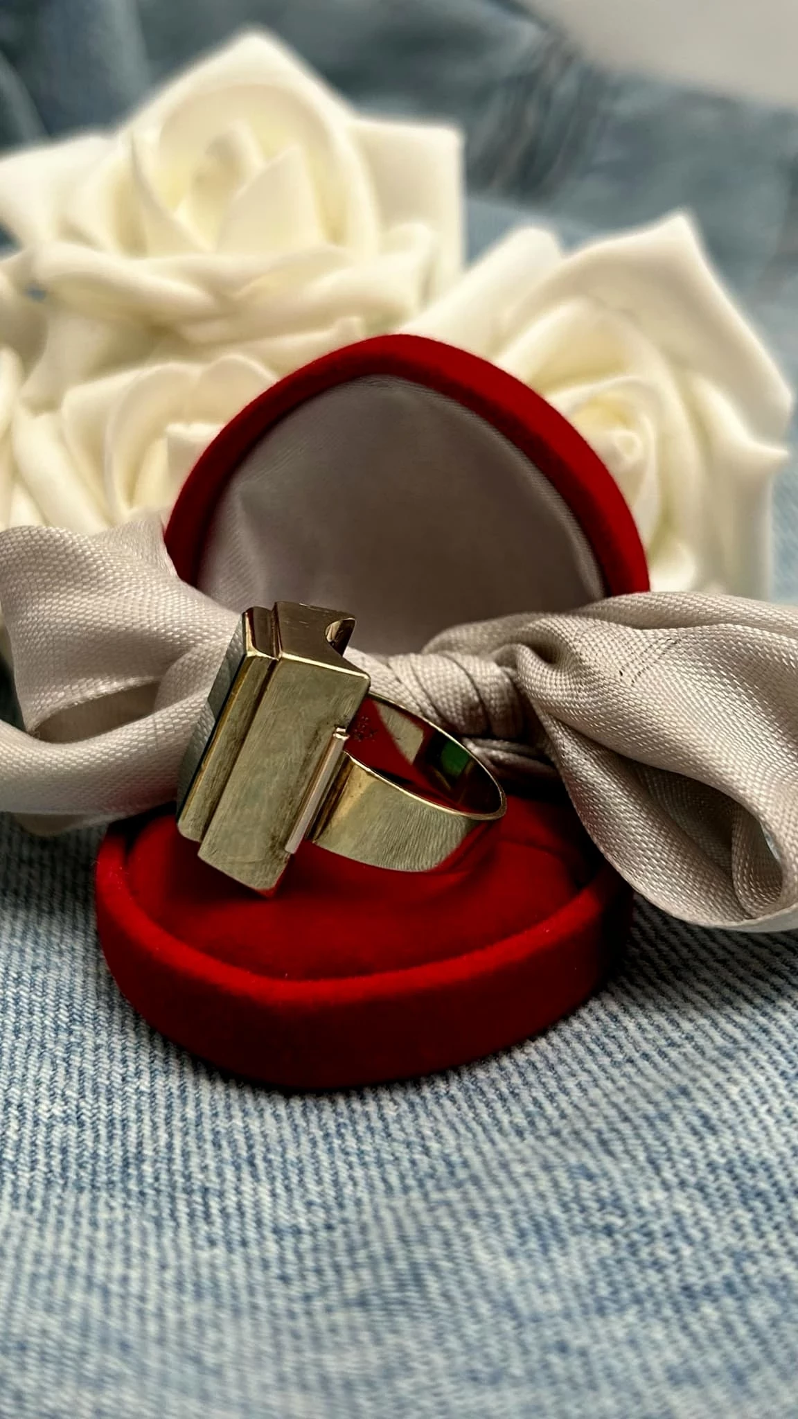 sliczny-zloty-333-sygnet-z-zielonym-kamieniem-784g-rozm-21-stan-11323-2