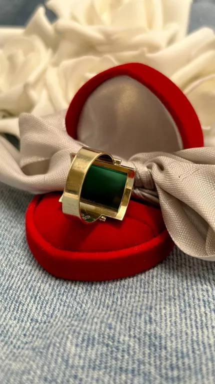 sliczny-zloty-333-sygnet-z-zielonym-kamieniem-784g-rozm-21-cechy-207358-231606