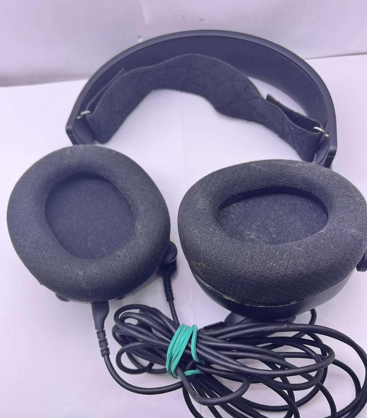 sluchawki-nauszne-steelseries-arctis-5-stan-11323-2