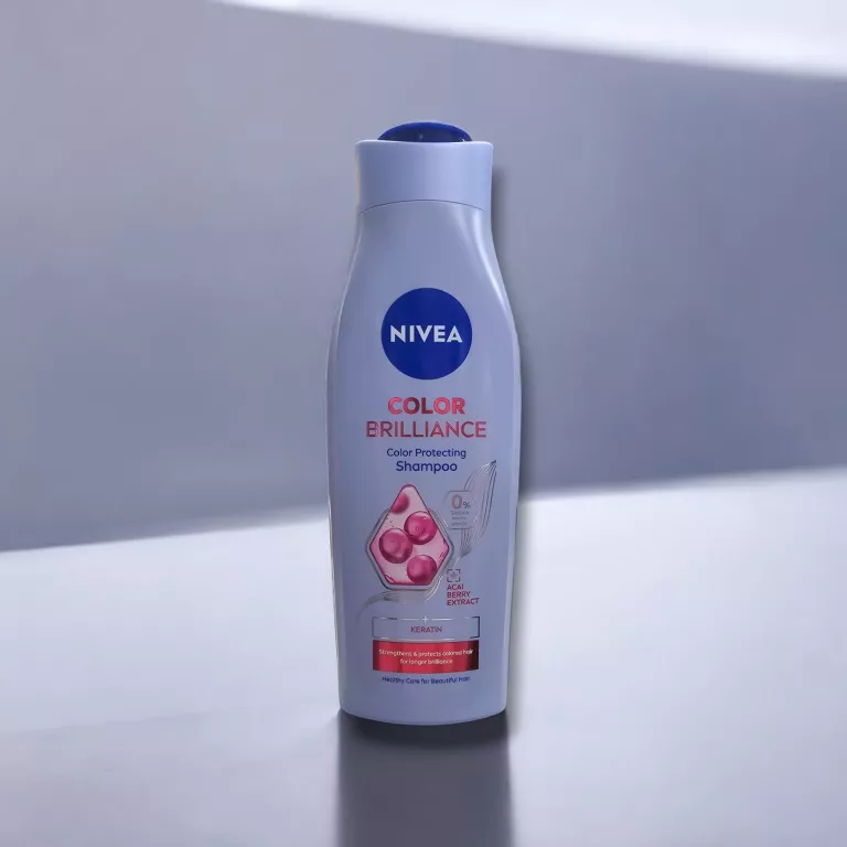 NIVEA COLOR BRILLIANCE SZAMPON DO WŁOSÓW OCHRONA KOLORU Z KERATYNĄ I ACAI