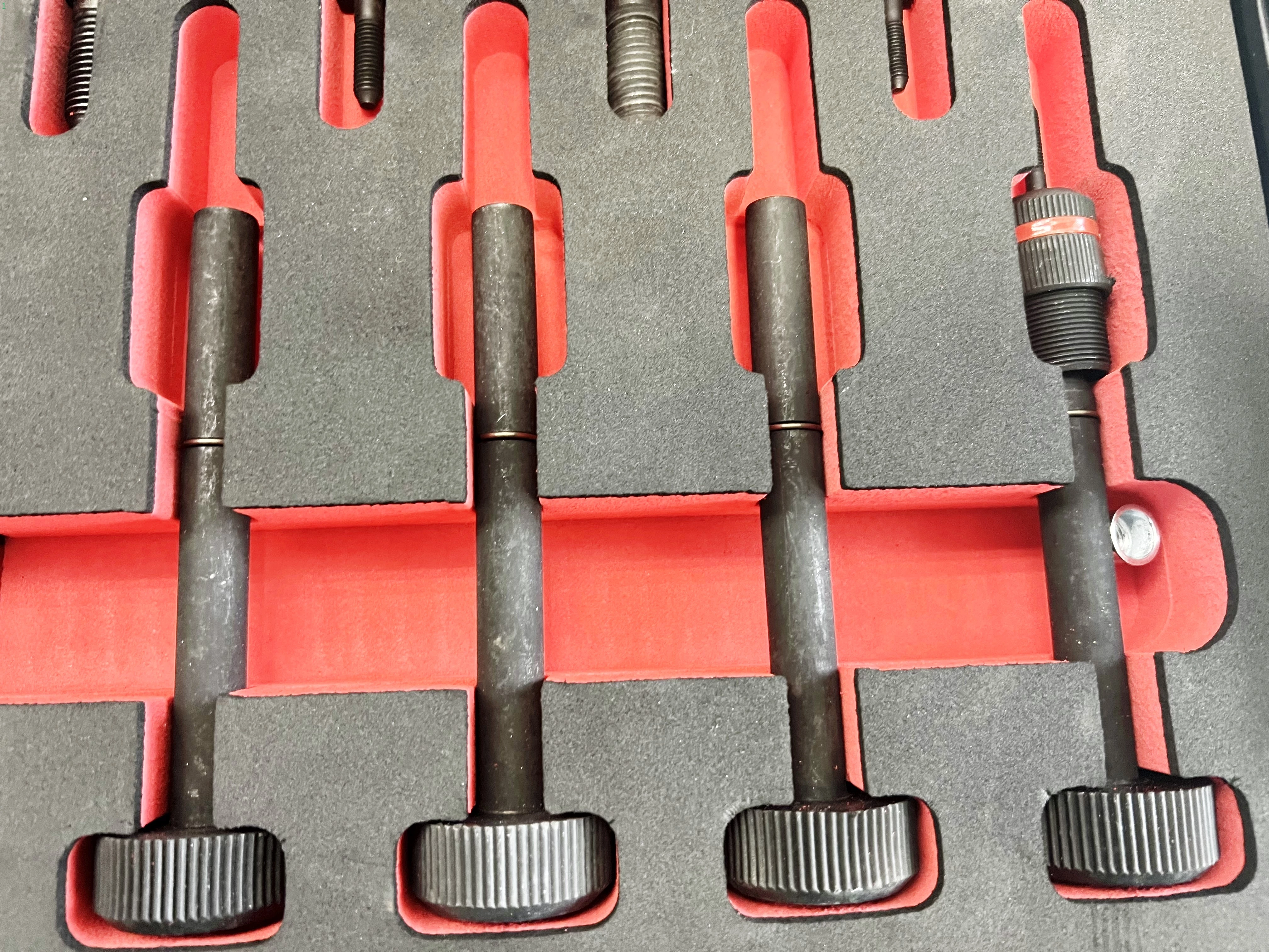 wurth-zestaw-nitownica-do-nitonak-hes412-osiedle-czecha-96-poznan