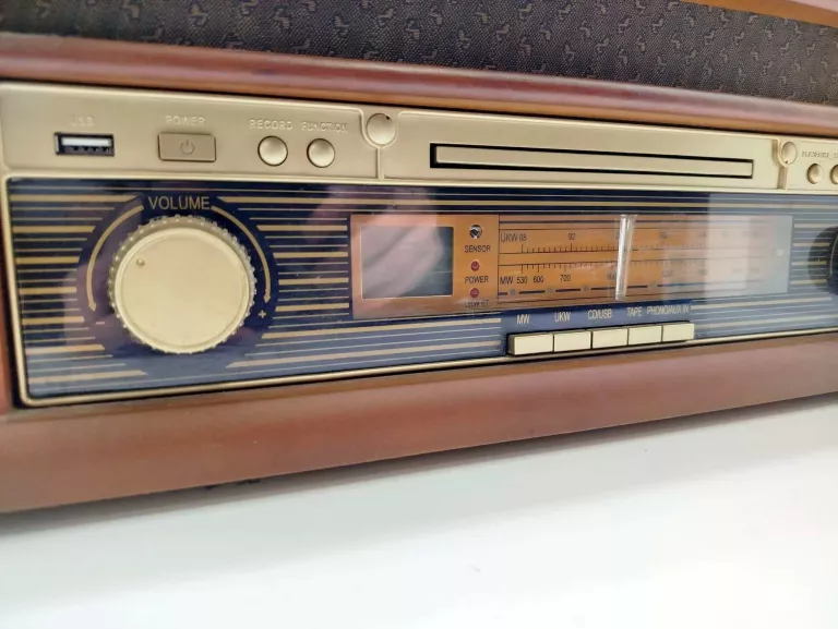 GRAMOFON SOUNDMASTER NR-513A NA WINYLE/NA PŁYTY/ NA KASETY /RADIO