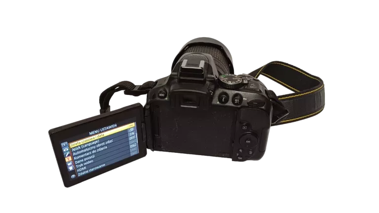 lustrzanka-nikon-d5300-korpus-18-105mm-w-zestawie-814-2