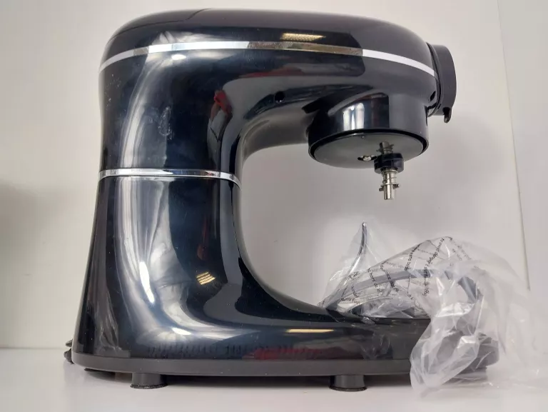 ROBOT KUCHENNY RUHHY PLANETARNY Z BLENDEREM 2200 W CZARNY