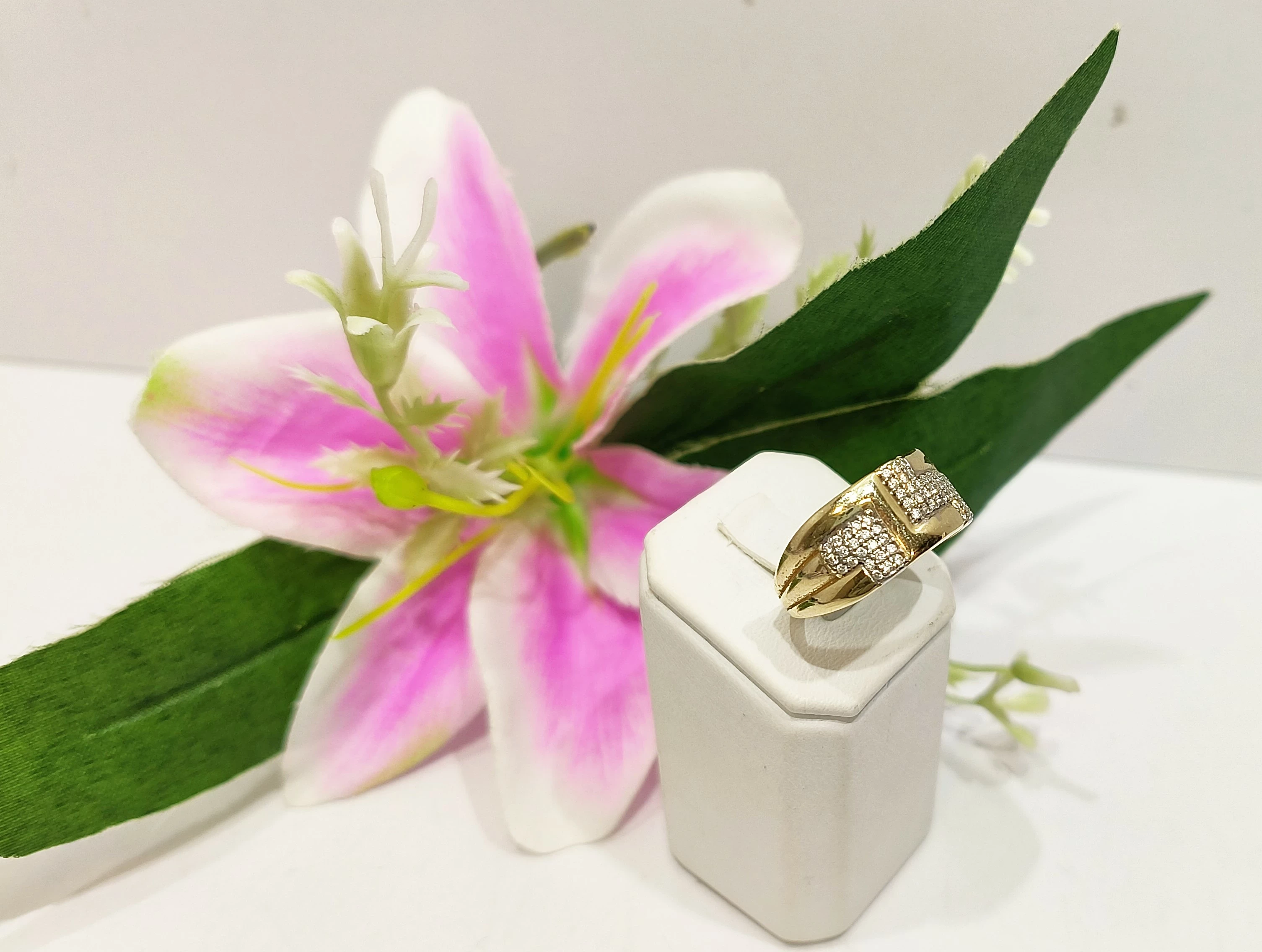 piekny-zloty-pierscionek-585-301g-material-15835-2