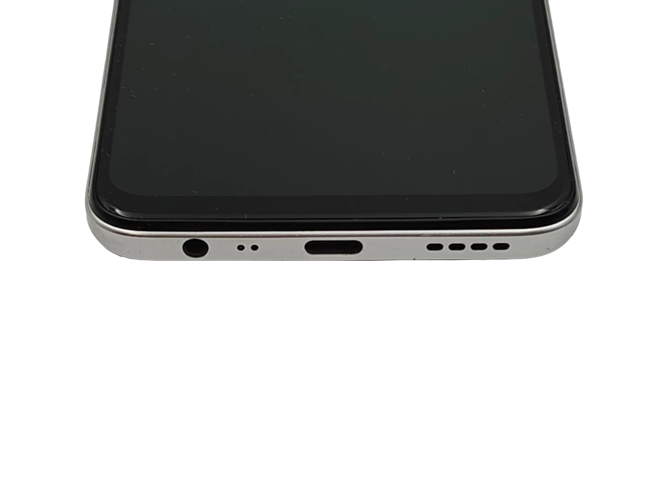 telefon-realme-8-6128gb-64-srebrny-rmx3085-przekatna-ekranu-640