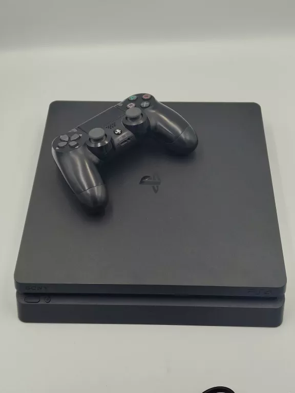 KONSOLA PS4 SLIM 1 TB PAD